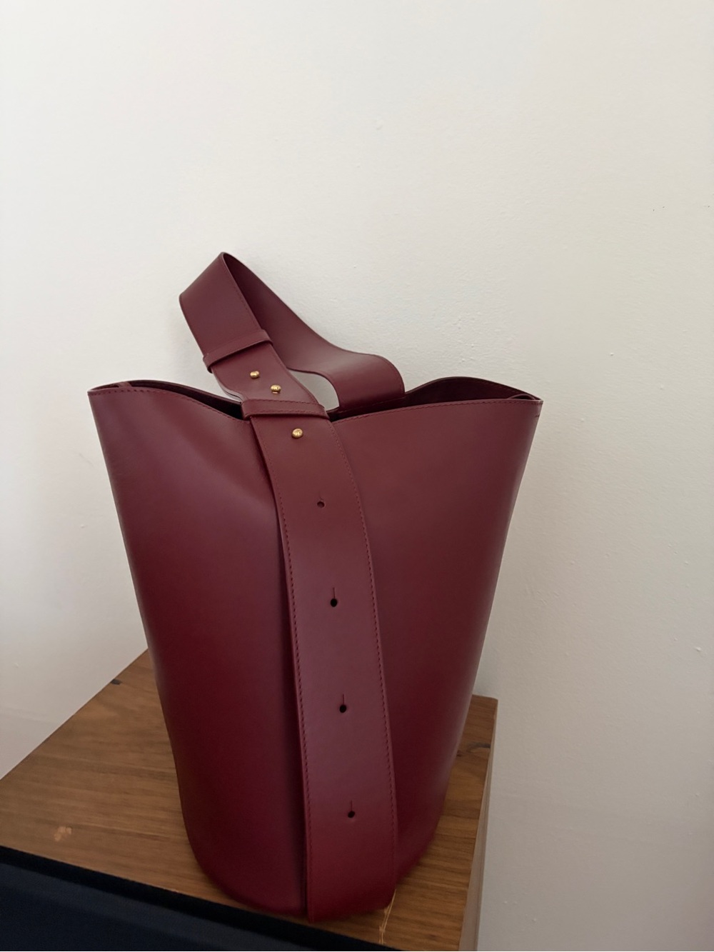 LIE STUDIO Norma Tote in Burgundy Leather